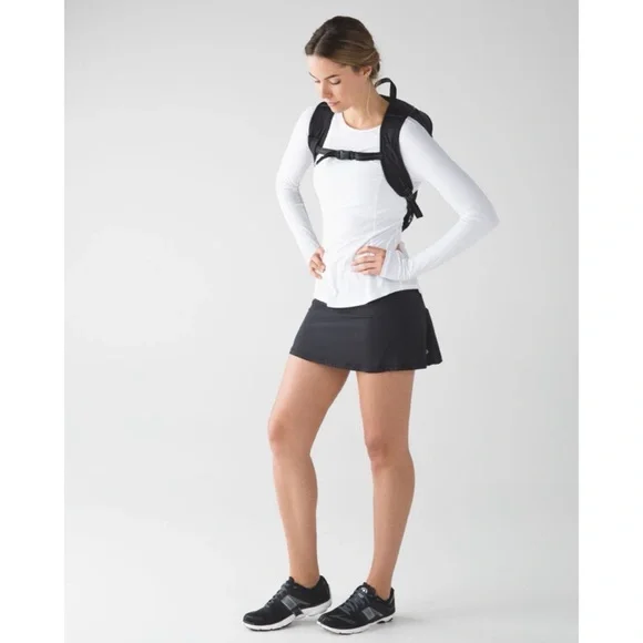 Lululemon Circuit Breaker Skirt Black 6 Tall - Picture 2 of 12